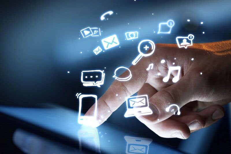 Technology Hotels Should Have to Attract Business Travelers