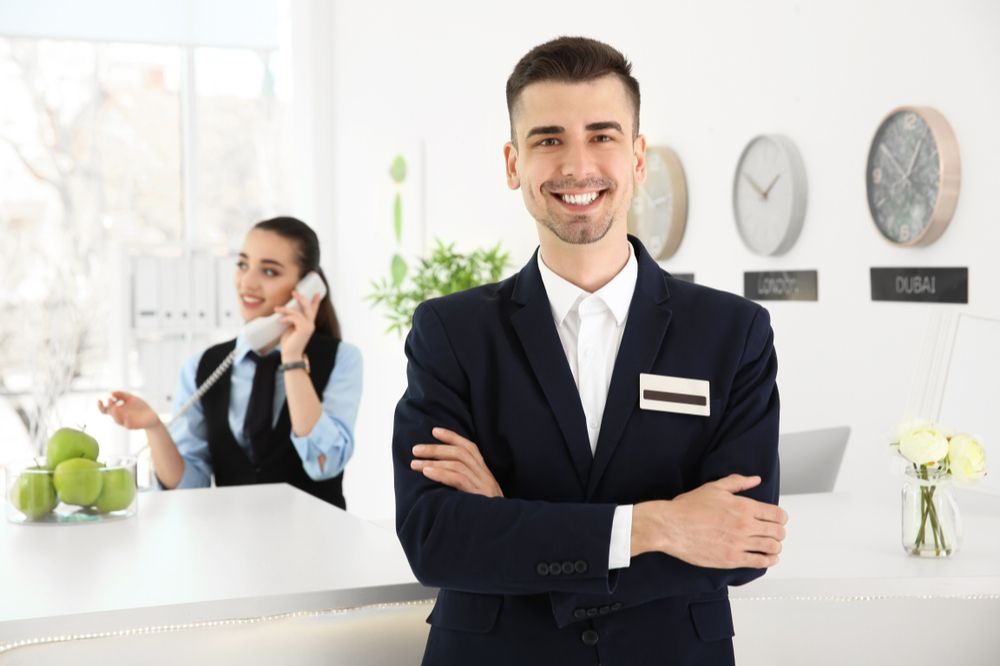 How to give good service in hotels